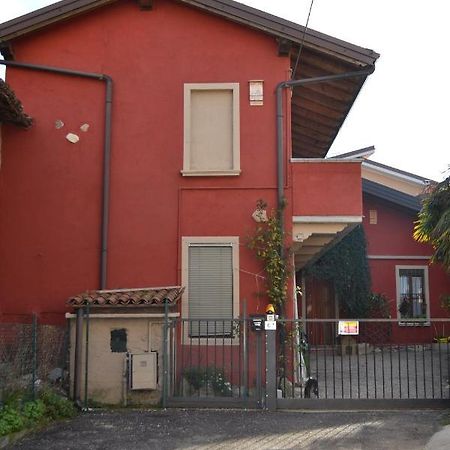 B&B Casa Mia Desenzano del Garda Luaran gambar