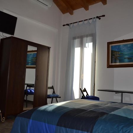 B&B Casa Mia Desenzano del Garda Luaran gambar